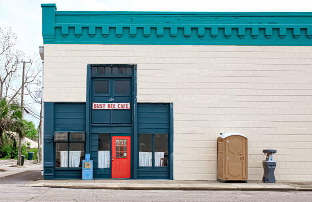 Best Porta potty rental near me  in Sutherland, NE